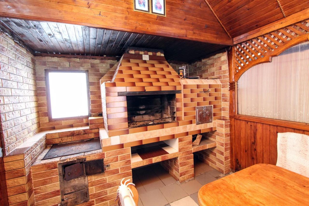 Cottage "Kliverent" Jaremtsje Buitenkant foto
