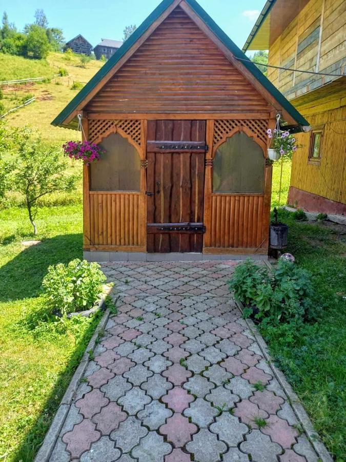 Cottage "Kliverent" Jaremtsje Buitenkant foto