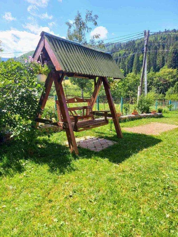 Cottage "Kliverent" Jaremtsje Buitenkant foto