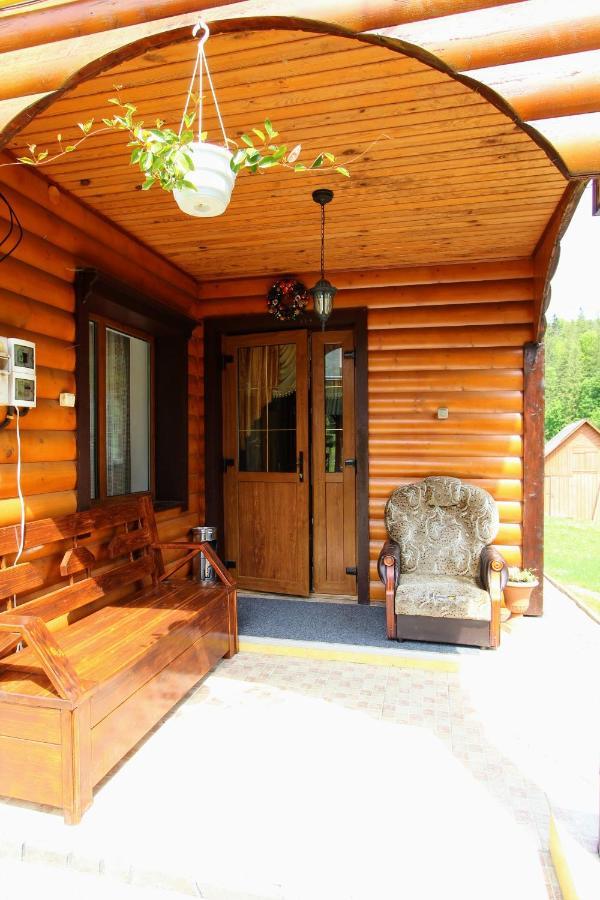 Cottage "Kliverent" Jaremtsje Buitenkant foto