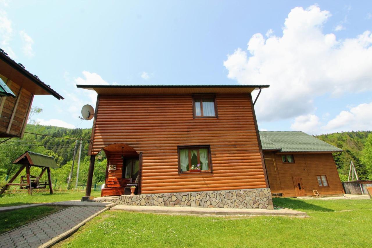 Cottage "Kliverent" Jaremtsje Buitenkant foto